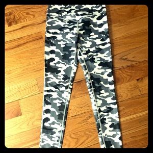 NWOT Electric Yoga “The Revolution” leggings